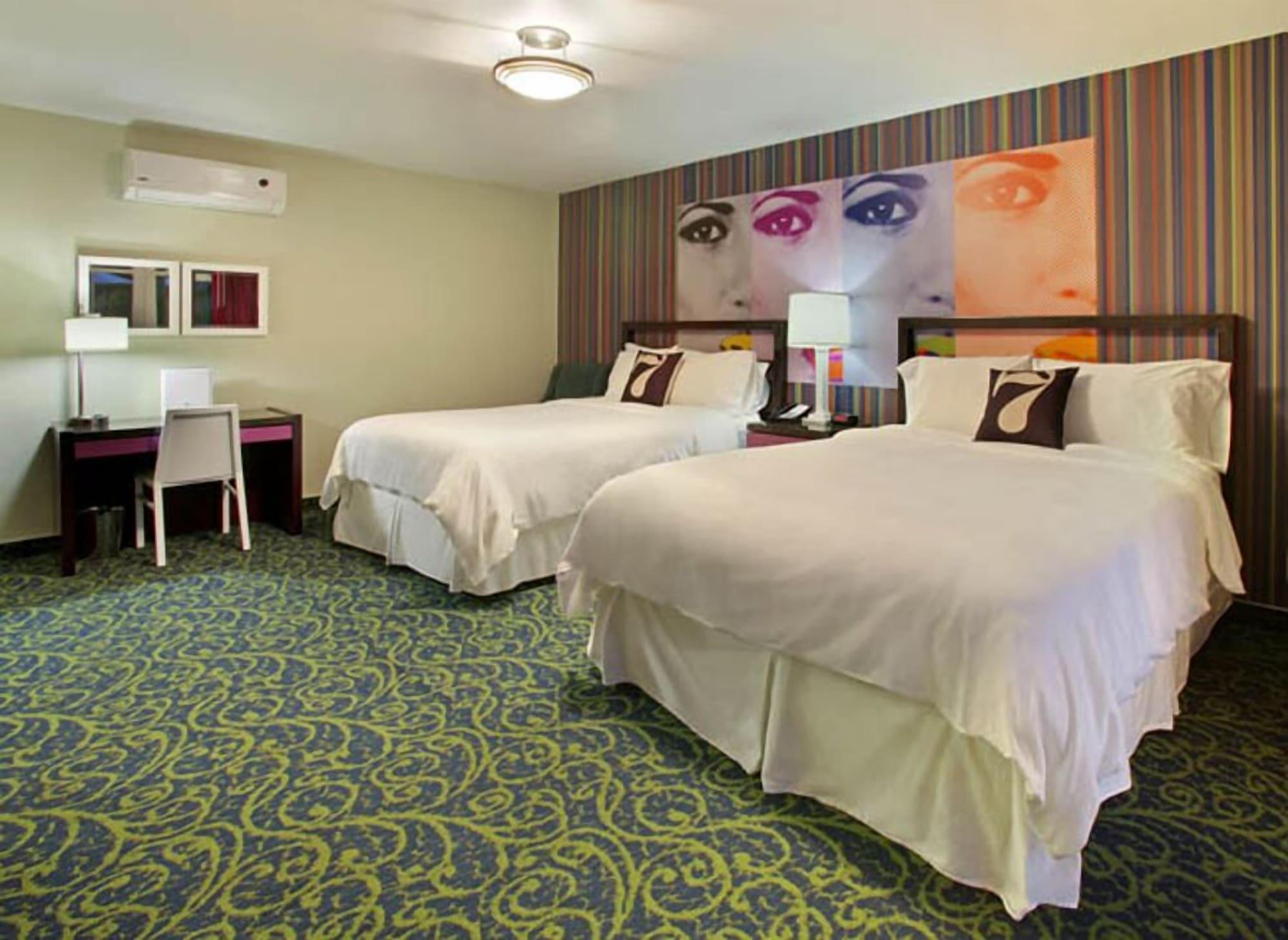 7 Springs Inn & Suites Palm Springs Extérieur photo